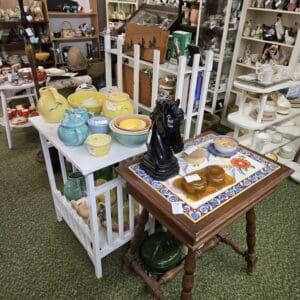 Art Pottery, Figurines & Vintage Ceramics - Shop 48