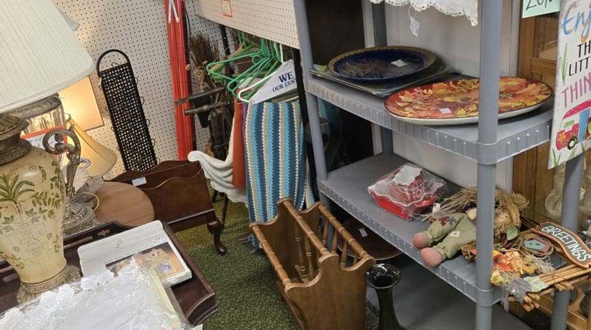 Dog Figurines, Vintage Lamps & Classic Home Furnishings - Shop 777