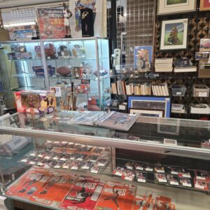 Sports Memorabilia & Vintage Trading Cards - Shop 77