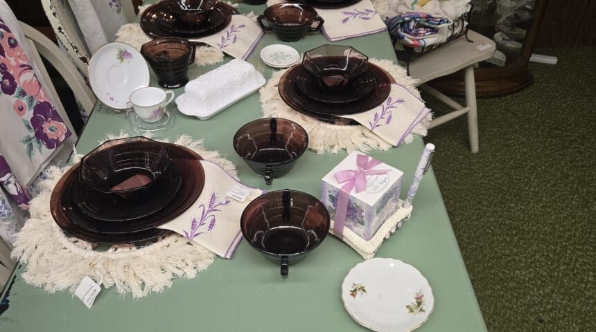 Vintage Porcelain & Linens - Shop 94