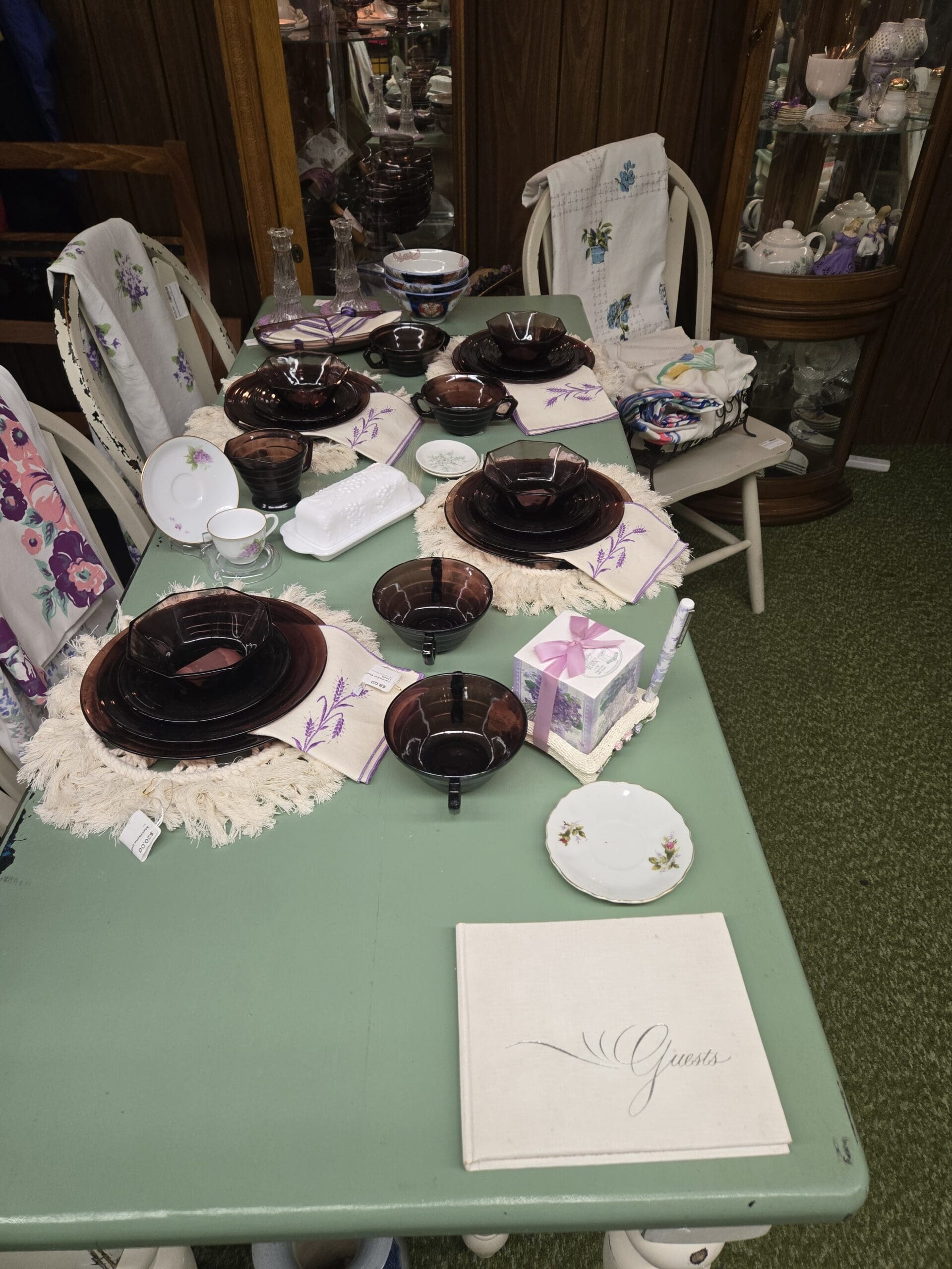 Vintage Porcelain & Linens - Shop 94 Vintage Porcelain & Linens - Shop 94