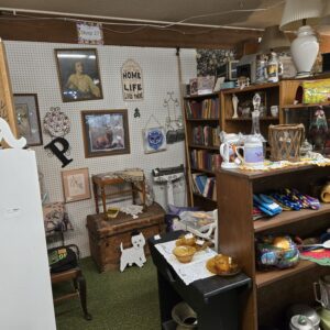 Shop 27 - Vintage Crochet & Linens in Tacoma WA