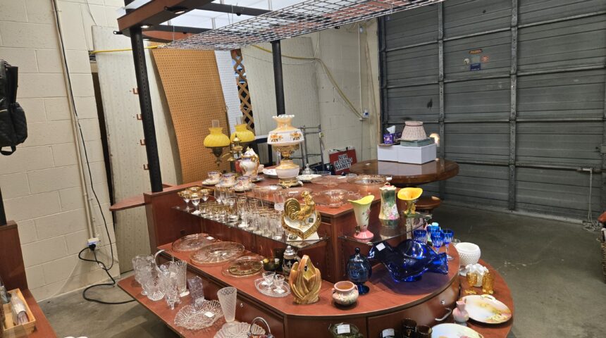 Shop 76 - Vintage Cut Crystal & Etched Glassware in Tacoma WA