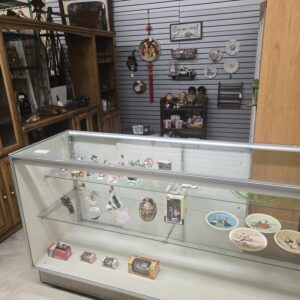 Shop 54 - Mary’s Moo Moos Figurines, Floral China & Collectibles in Tacoma WA
